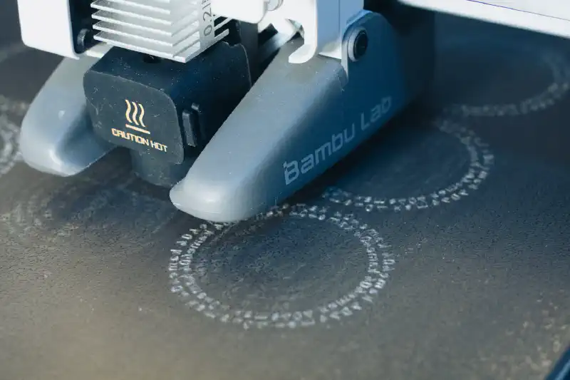 銀色シルクPLAで印刷したリングのテキスト部分