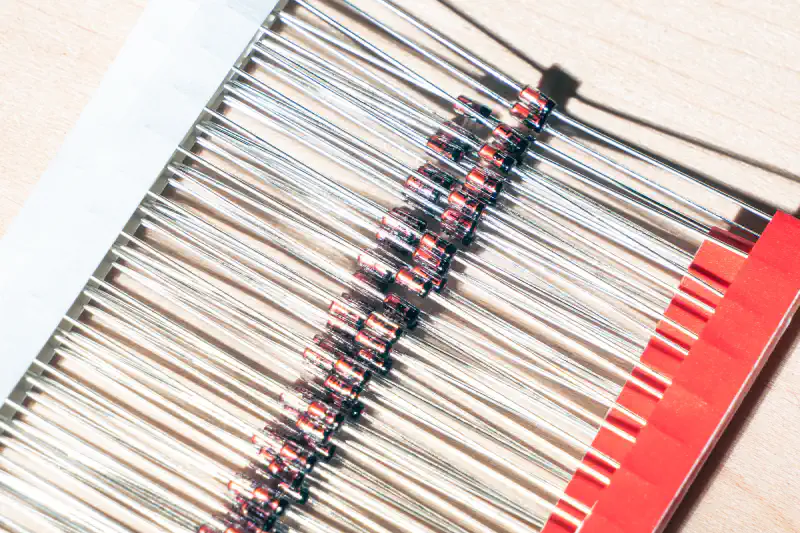 1N4148ダイオード